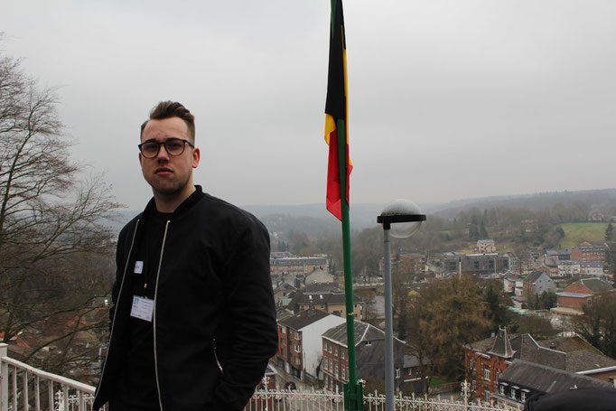 Teil des Radioteams bei Jounalist für einen Tag: Lucas Cormann (17) fand die Geschichte von Khalid faszinierend