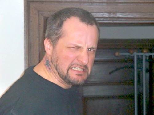 Komm mir nicht zu nahe