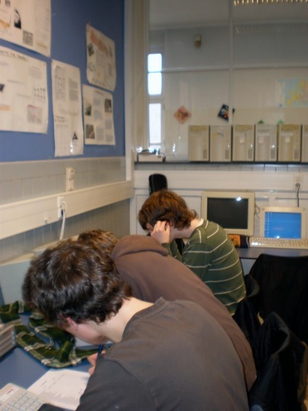 Man recherchiert fleißig