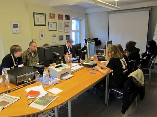 Zeitungsredaktion bei der Arbeit