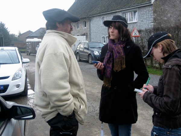 Der Inhaber Herr Klebach wird genaustens befragt.